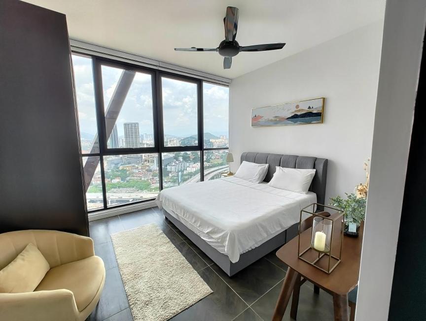 Scarletz Suites Klcc By Deko Retreat 쿠알라룸푸르 외부 사진